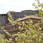 Lulu House